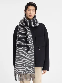 De Jacquemus sjaal