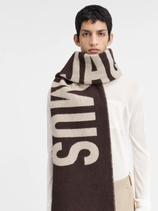 De Jacquemus sjaal