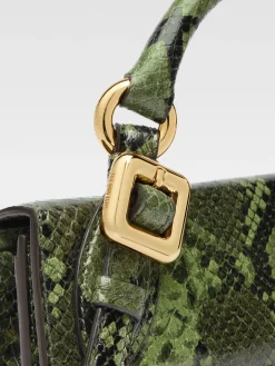 De lange Chiquito met gesp