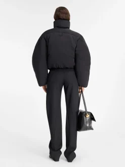 Het Caraco cropped gewatteerde jasje