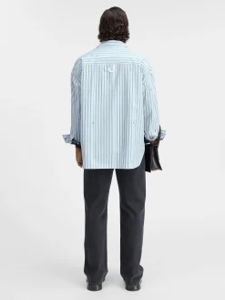 Het shirt met lange mouwen