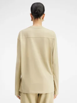 Het shirt met lange mouwen